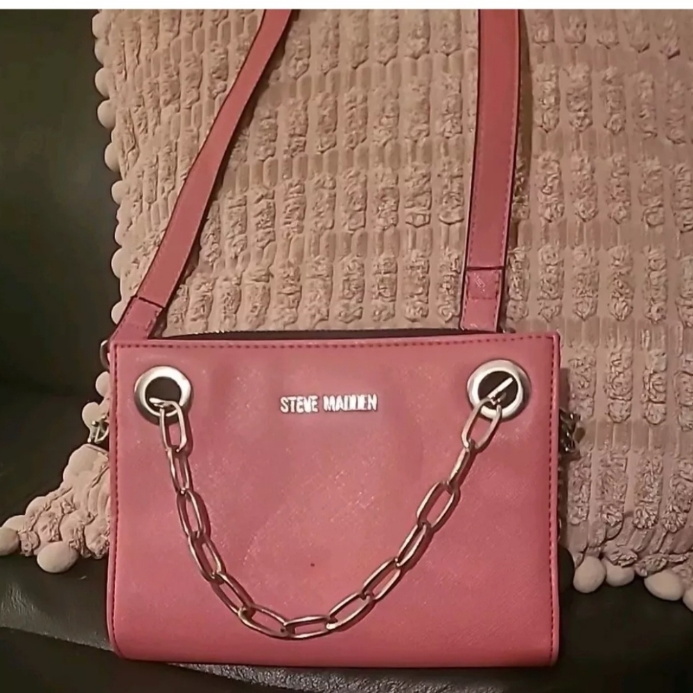 STEVE MADDEN BRIGHT  PINK CROSSBODY PURSE /WALLET